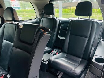 Volvo XC90 2.4 D5 147KW AUTOMAT VÝHŘEV NAVI SERVISKA - 17