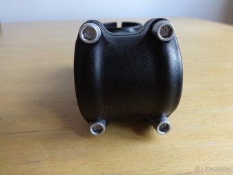 řídítka z nového kola  CRUSSIS AL 31,8mm, šířka 660 mm - 17