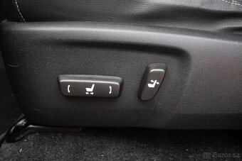 Toyota Hilux DC 2.4 I D-4D Executive A/T - 17