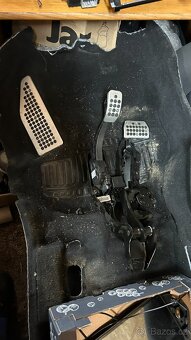 ND Ford Mondeo 2.0/2.2TDCi 103/120/147kw/129kw 2011 Hat/comb - 17