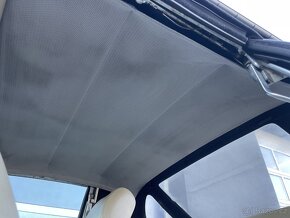 Mercedes-Benz R129 300 SL – Ikona stylu a inženýrství z prvn - 17