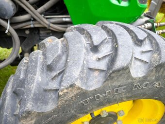 John Deere 3720 - 17