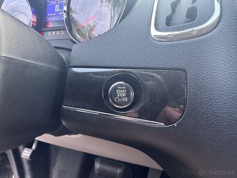 Chrysler Town Country 3,6 LPG Limited DVD 2012 - 17