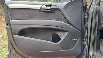 Audi Q7 S-line 3.0 Tdi 180kw v dobrém stavu s prav. Servisem - 17