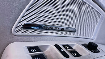 Vůz na náhradní díly Škoda Superb 2 kombi 2011 CCZA MSY LF8L - 17
