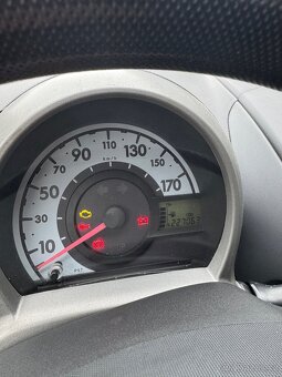 Peugeot 107, 1.0 , rok 2006 - 17