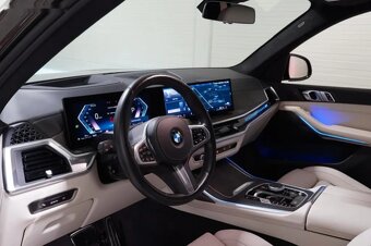 BMW X7, 40i,M-PAKET,HUD,PANO,ZÁRUKA - 17