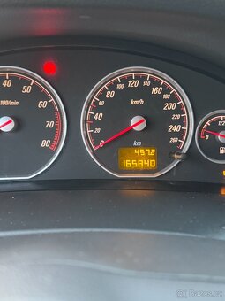 OPEL VECTRA  2.8 V6 TURBO 169kw /// 10/2005 - 17