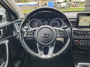 Ceed Exclusive 1.4T-GDI 103kW po 1. majiteli - 17