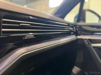 Volkswagen Touareg R-Line 4Motion Matrix, Night Vision, Vzd. - 17