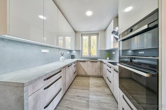 Prodej bytového domu po kompletní rekonstrukci - 17