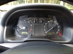 Škoda Octavia Combi 1.6i 75kw - 17