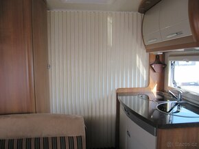Prodám karavan Hobby 400 sf,r.v.2010 + mover + předstan. - 17