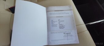 LEXUS IS300h LUXURY - 17