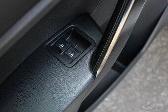 Volkswagen Caddy Dodávka 2.0 TDI - 17
