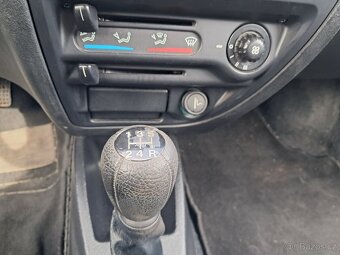 Citroën Saxo 1.1/44 kW/2000 - 17