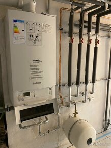 PRODÁM NEBO PRONAJMU DÚM V REGENU-SRN-3 BYTY - 17