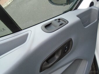 Ford Transit 2.2 TDCi 9 míst BUS, KLIMA - 17