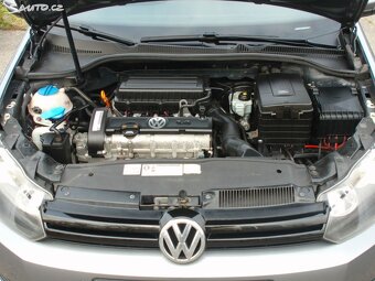 Volkswagen Golf 1,6Mpi aut.klima,parksenzory,po dovozovéSTK - 17