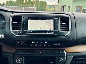 Pronájem Toyoty Proace pro 8 osob - 17
