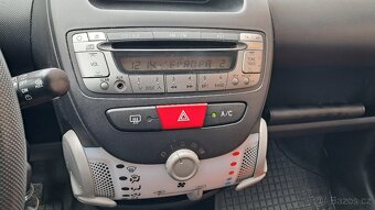 TOYOTA  AYGO 1.0i / KLIMATIZACE - 17