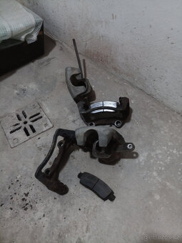 Náhradní díly Chevrolet Trailblazer, r. v. 2003 - 17