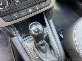 Škoda Yeti  2.0 TDI Elegance 4x4 DSG Navi - 17