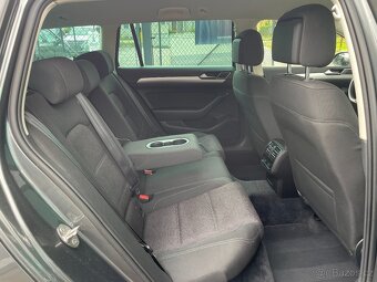 Volkswagen Passat 2,0 TDi 140kW DSG R-Line - 17
