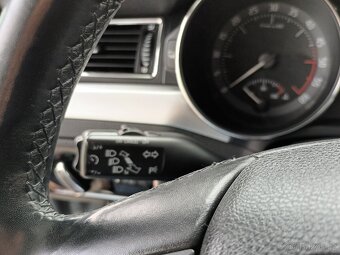 Škoda Superb 2,0 TDI,103KW,MANUÁL,TEMPOMAT - 17