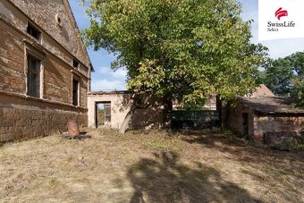 Prodej rodinného domu 620 m2, Klobuky - 17