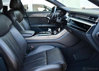 Audi A8 50TDI Q HUD PANORAMA N.TOPENÍ - 17