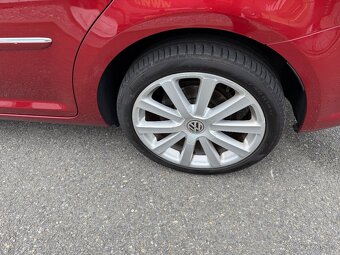 VOLKSWAGEN TOURAN 1,4 TSI, aut.DSG,BI-XENON,NAVI - 17