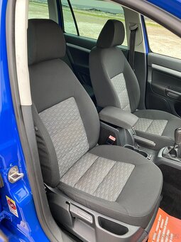 Predám Skoda Octávia 1,8Tsi,118kw, model 2010 - 17