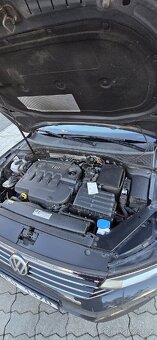 Volkswagen Passat B8 Variant 2.0 TDI 140 kW automat rok 2015 - 17