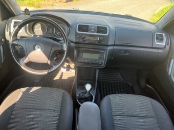 Škoda Roomster scout 1.6i 16V - 17