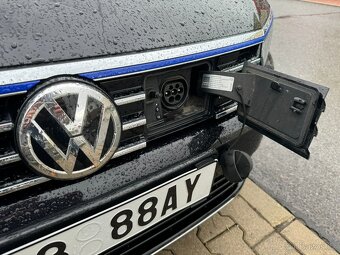 Volkswagen Passat GTE 1.4TSI PHEV top výbava a stav - 17
