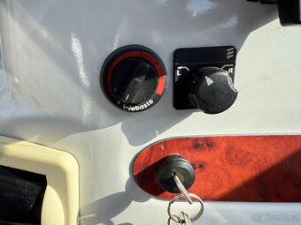 MAXUM Mercruiser 7,4 + vlek - 17