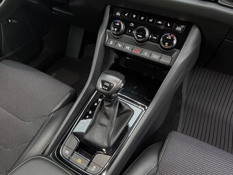 ŠKODA KODIAQ 4x4 STYLE+ 2.0TDI 110 KW VIRTUAL TAŽNÉ m2022 - 17