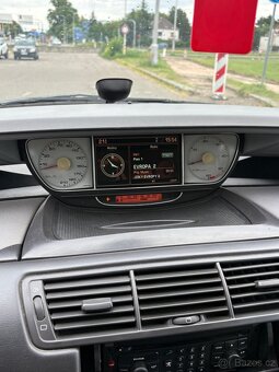 Prodám Peugeot 807 2.0HDI - 17