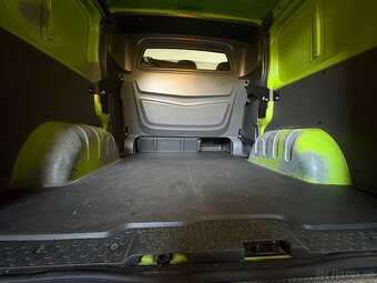 Renault Trafic dvoukabina 6míst L1H1P1 2017 - 17