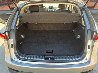 Lexus Nx 200t benzin awd novy olej v automate Top stav - 17