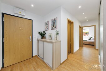 Prodej bytu 3+kk, 78 m2, zahrádka 214 m2- Hostivice - 17