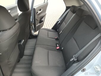 Toyota Auris 1,4 ČR,2MAJ,TAŽNÉ,SERVIS - 17