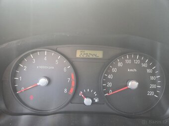 Kia Rio 1.4 71 kw - 17