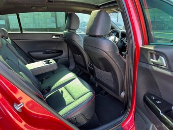 kia sportage - 17