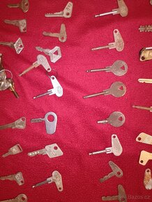 Klíčky Jawa ČZ pérák Bosch a jiné scintilla - 17