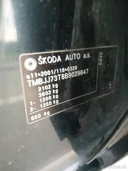 Škoda Superb 2 Combi 1.6 tdi 77kw r.v 2011,nová stk 331t,km - 17