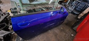 Dodge challenger 5.7 v8 díly z vozu - 17