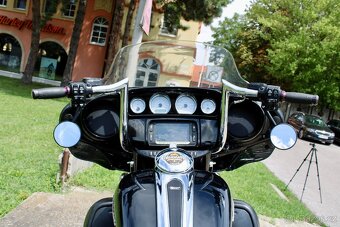 Harley Davidson Street Glide Custom - 17