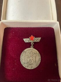 medaile - 17